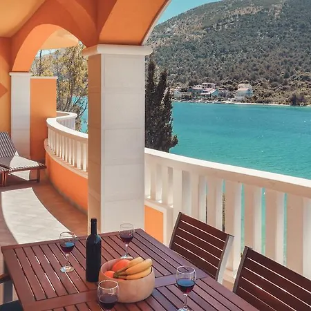 Vila More Grebastica Exterior photo