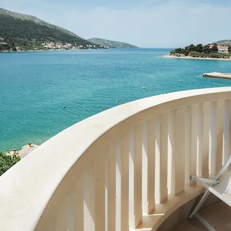 Vila More Grebastica Exterior photo
