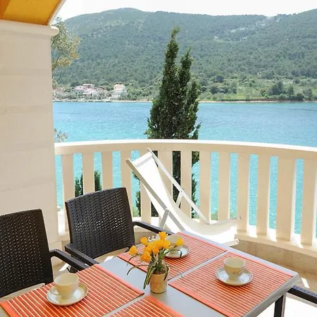 Vila More Grebastica Exterior photo
