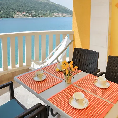 Vila More Grebastica Exterior photo