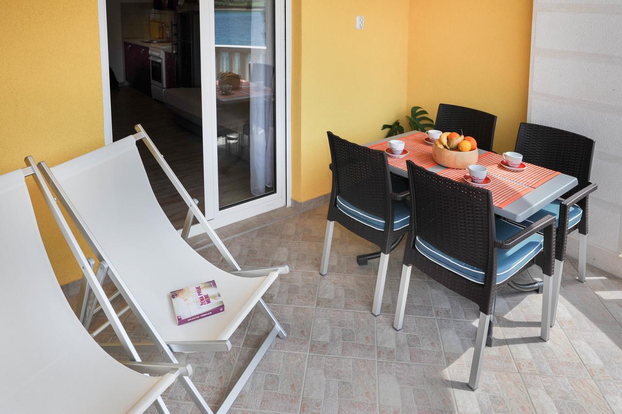 Vila More Apartament *